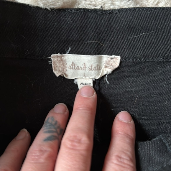 Black Button-Up Jean Skirt - Picture 3 of 4